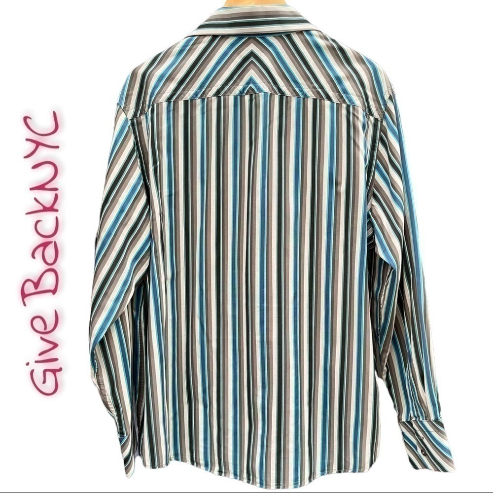 Claiborne Button Down Dress Shirt Size XL - Picture 3 of 4
